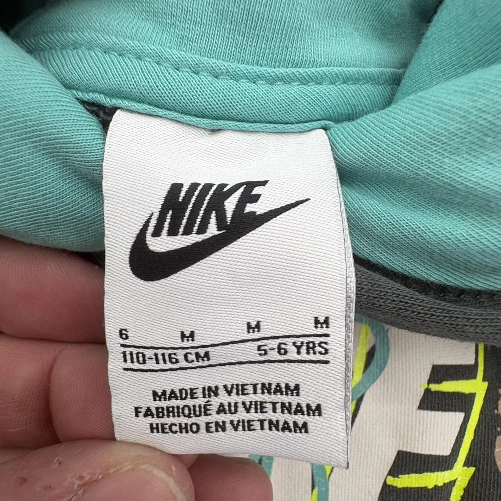 Nike Hoodie Kids 5-6 Years Gray Colorblock Just Do It Graphic Fleece Pullover‎